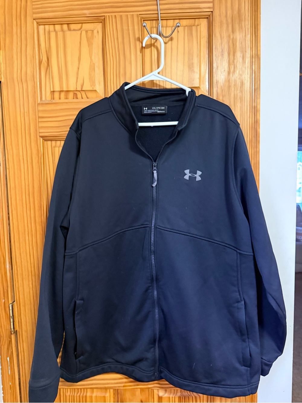 Under Armour Men’s Black Performance Full-Zip Jacket